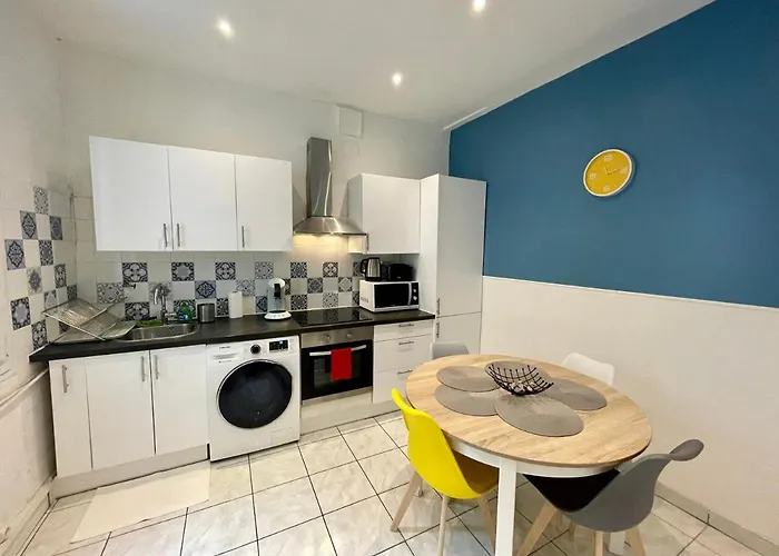 Joli Spacieux A 3 Min A Pied De La *